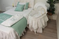 مفرش أم للأستقبال مع مهد