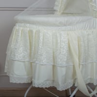 سرير استقبال شيّال قماش قطن سكري مزيّن بالدانتيل و...