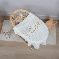 بطانية صوف مطرزة