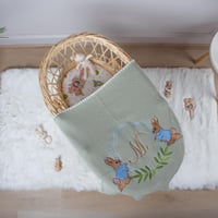 بطانية صوف مطرزة