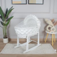 سلة موسى خيزران ابيض بتلبيسة ضفيرة اوف وايت