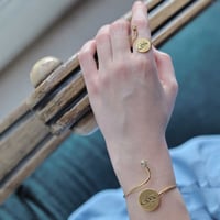 اسوارة مطلية ذهب عيار 21 مع اسم من اختيارك