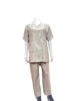 ملابس عاملات وطني