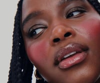 هايلي بيبر ملون و مرطب علاج الشفاه من رود -guava s...