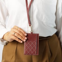 ID كارد هولدر - عنابي