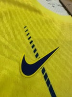 تيشيرت النصر الأساسي 2023 (فئة اللاعبين)