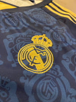 تيشيرت ريال مدريد الاحتياطي 2023