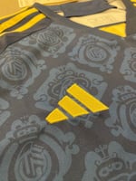 تيشيرت ريال مدريد الاحتياطي 2023