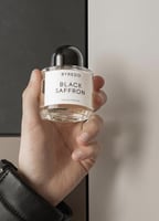 عطر بلاك سافرون من بايريدو او دو بارفيوم 100 مل (ت...