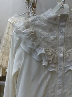 طقم فرنسي تنوره مع قميص جوده عاليه