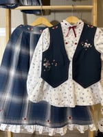 طقم تنوره مع قميص و فيست مطرز ( كميه قليله )