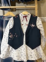 طقم تنوره مع قميص و فيست مطرز ( كميه قليله )