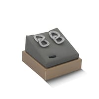 حلق زركون ناعم فضي من فايلت