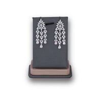 حلق زركون فضي من ماركة فايلت