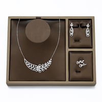 نص طقم زركون فضي من فايلت