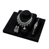 طقم زركون فضي فص أخضر من ماركة فايلت