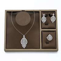 نص طقم زركون فضي من فايلت