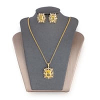 تعليقة مع حلق زركون ذهبي فص أصفر من فايلت