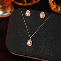 تعليقة مع حلق زركون ذهبي فص عسلي من فايلت