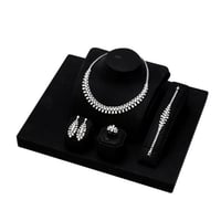 طقم زركون فضي من ماركة فايلت