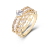 خاتم زركون ذهبي من ماركة فايلت