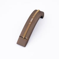 اسواره ستايل ذهبي من ماركة فايلت