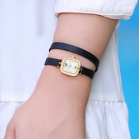 ساعة نسائية ذهبي جلد أسود من ماركة فايلت