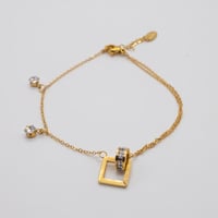 خلخال ذهبي من ماركة فايلت