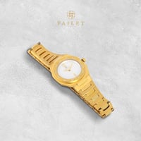 ساعة نسائية ألماس ذهبي مينا أبيض ماركة فايلت