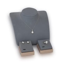 نص طقم زركون فضي من فايلت