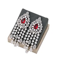 حلق زركون فضي فص أحمر من فايلت