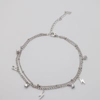 خلخال فضي من ماركة فايلت