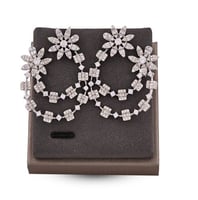 حلق زركون فضي من ماركة فايلت