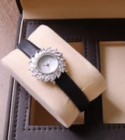 ساعة زركون جلد فضي أسود ماركة فايلت