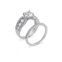 خاتم زركون فضي من ماركة فايلت