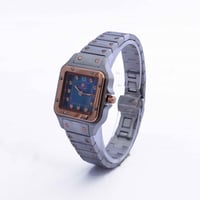 ساعة نسائية ألماس فضي نحاسي مينا كحلي ماركة فايلت