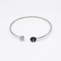 اسواره ستايل فضي من ماركة فايلت