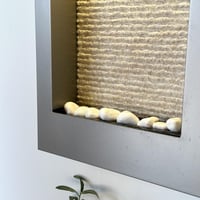 شلال جداري صغير - 70x42 سم