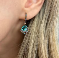 حلق انيق اخضر