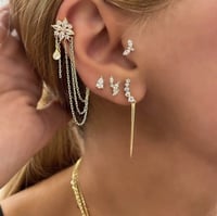 اقراط الورده المميز