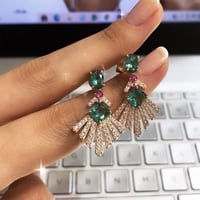 اقراط اخضر فاخر