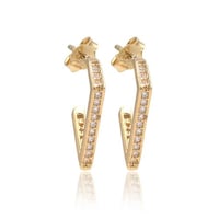 حلق مثلث ناعم