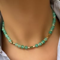 عقد الاحجار الكريمة سيمبل