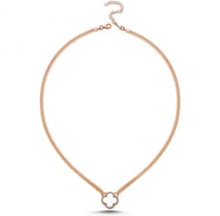 عقد كليف ابيض