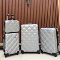 شنط سفر اربع قطع بشكل جديد سلفر | عرض خاص!