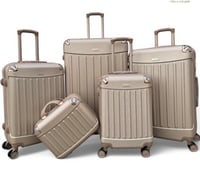 شناط سفر خمس قطع جميلة احجام كبيره | قولد