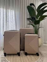 طقم شنط سفر بمقاسات جديده | 21 - 25 - 29 انش