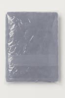 منشفة قطنية فاخرة باللون الرمادي – نعومة وامتصاص ع...