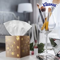 منديل مربع كلينكس حرير 50 منديل ثلاثي الطبقات