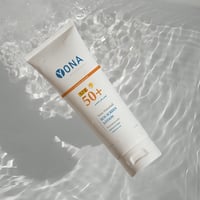 كريم واقي الشمس فائق الحماية SPF50 مع إضافة الترطي...